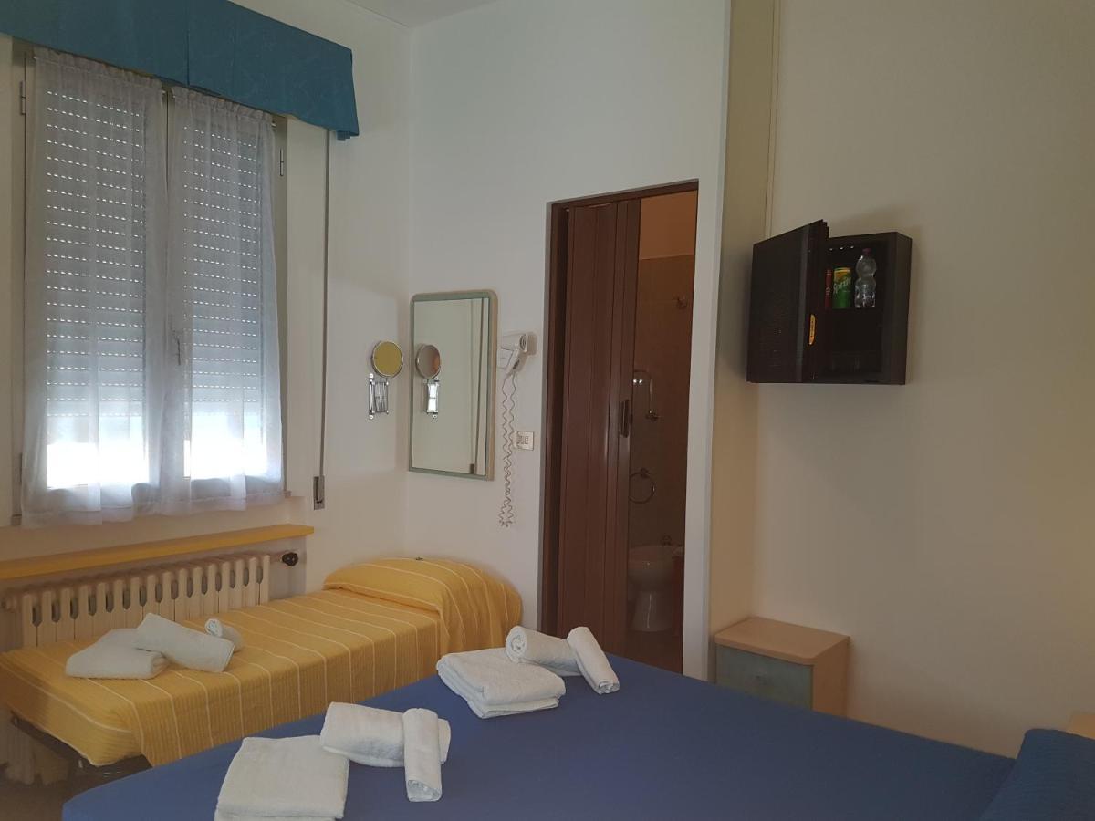 Hotel Villa Ersilia Rimini B&B المظهر الخارجي الصورة