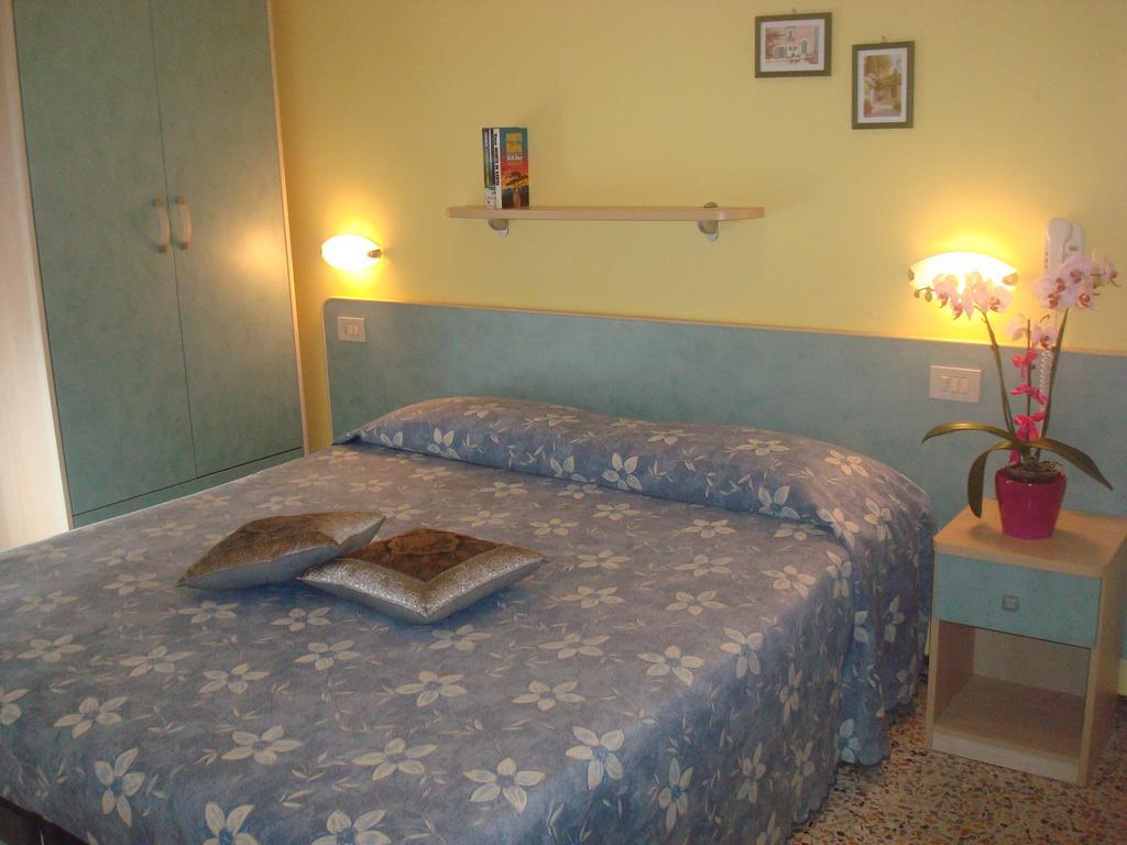Hotel Villa Ersilia Rimini B&B المظهر الخارجي الصورة