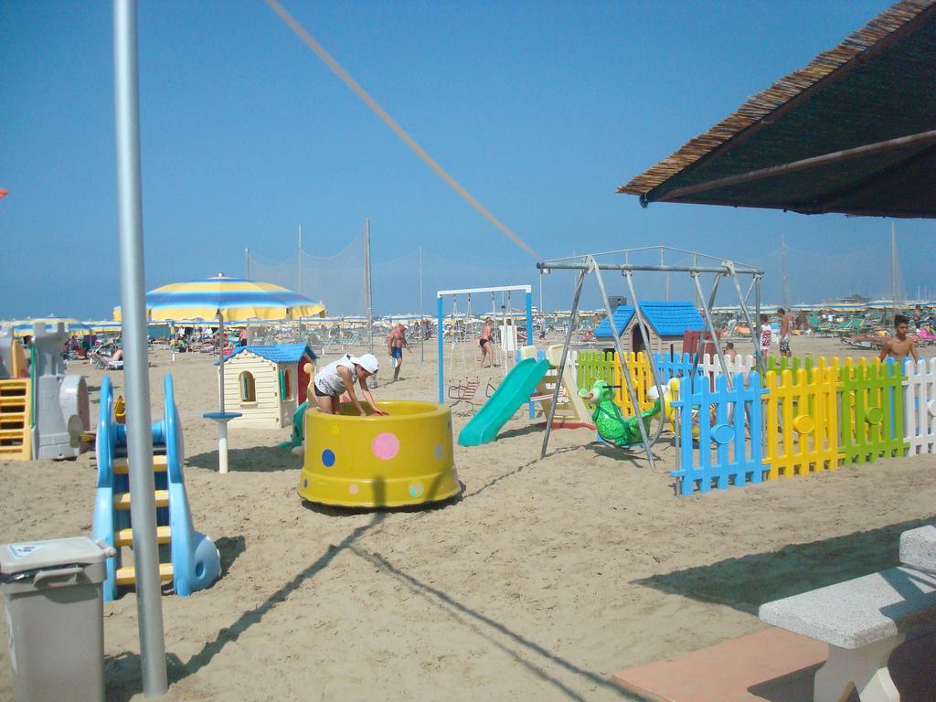 Hotel Villa Ersilia Rimini B&B المظهر الخارجي الصورة