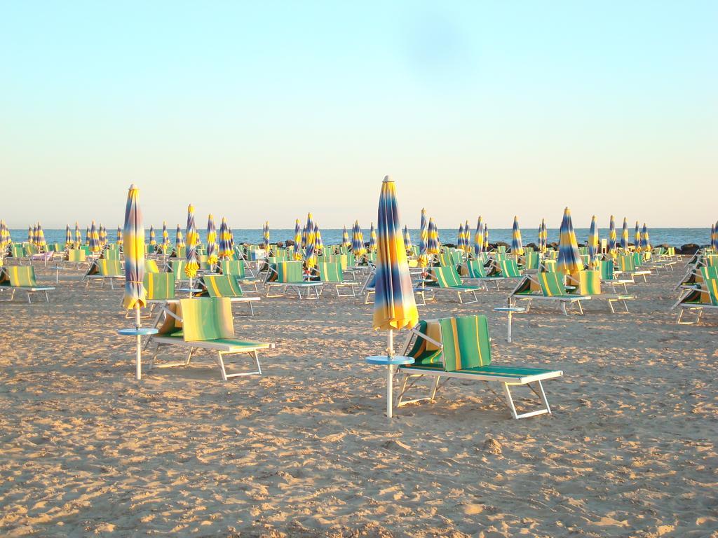 Hotel Villa Ersilia Rimini B&B المظهر الخارجي الصورة
