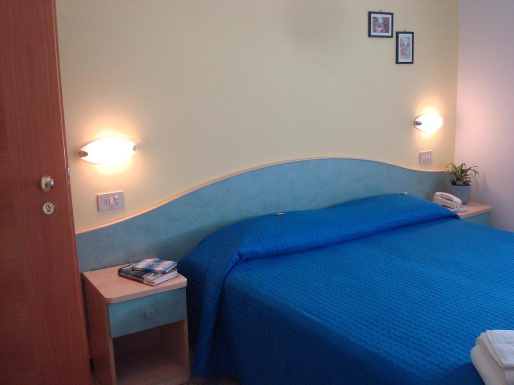 Hotel Villa Ersilia Rimini B&B المظهر الخارجي الصورة