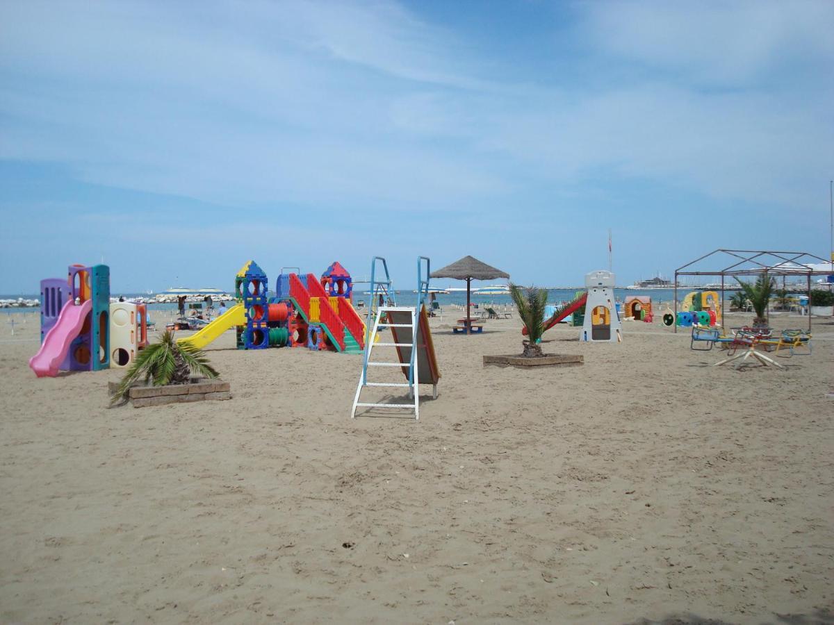 Hotel Villa Ersilia Rimini B&B المظهر الخارجي الصورة